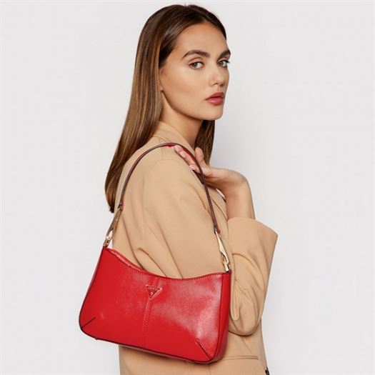 Guess femme layla top zip shoulder bag rouge1784802_6 sur voshoes.com