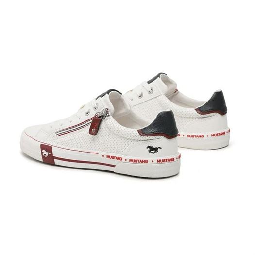 Mustang femme 1353309 blanc2128101_3 sur voshoes.com